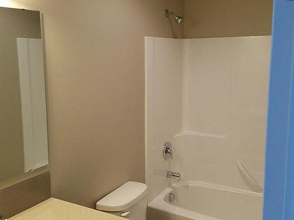 3rd image of 6810 Yellowstone Dr