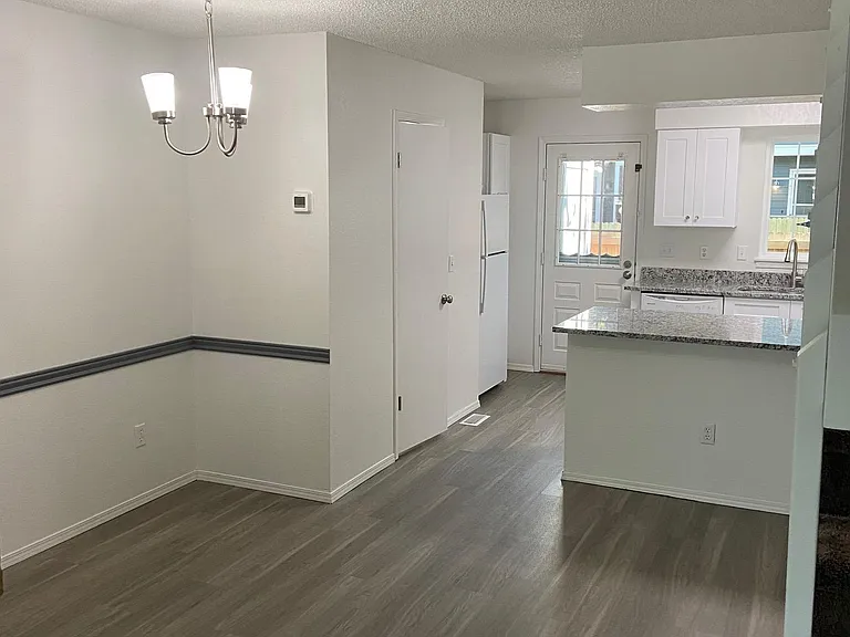 1282 Milo Cir #B — Photo 5