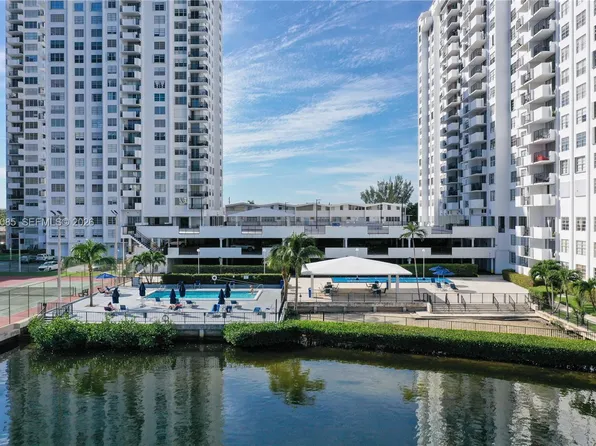 2780 NE 183rd St APT 901, Aventura, FL 33160