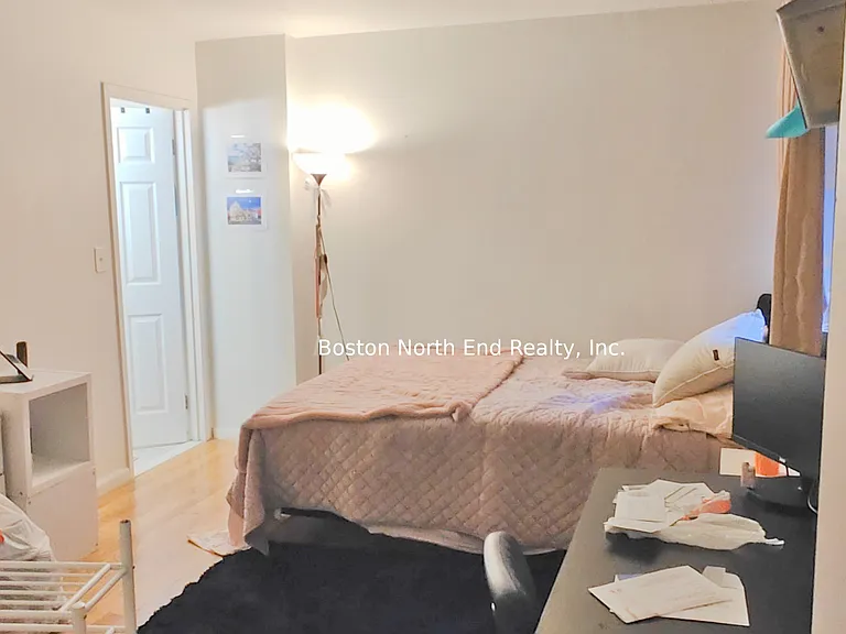 190 North St #5 — Photo 16