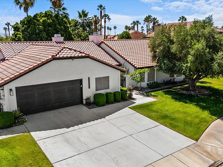 39490 Regency Way — Photo 46