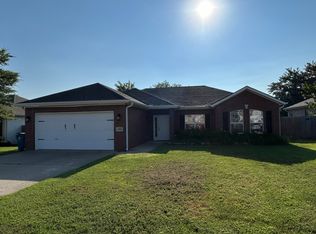 1905 Aspen St, Bentonville, AR 72713