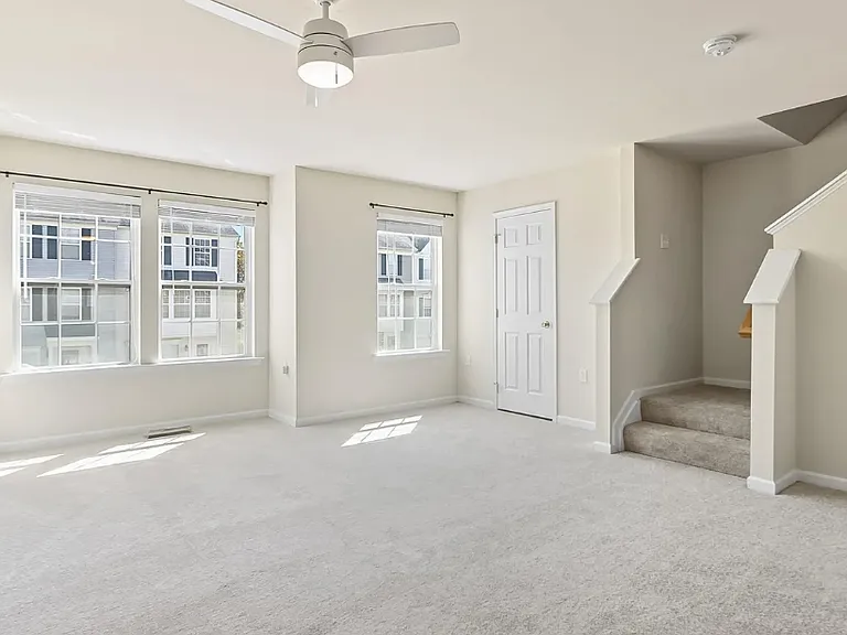 Family Room Pic 3