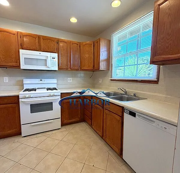 1650 Park Ave #1650 — Photo 7