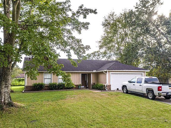 2nd image of 2262 Felucca Dr