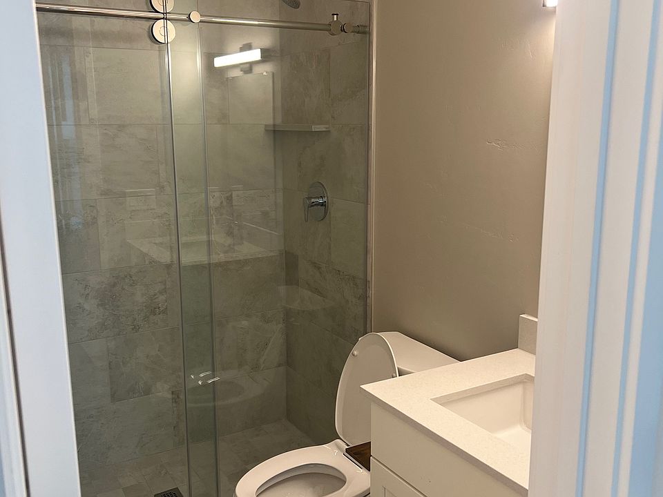 2nd image of 410 Broadway St #100