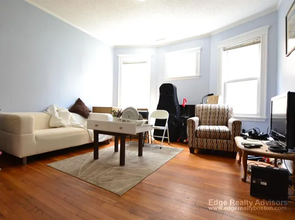 9 Harvard Ter APT 2, Allston, MA 02134