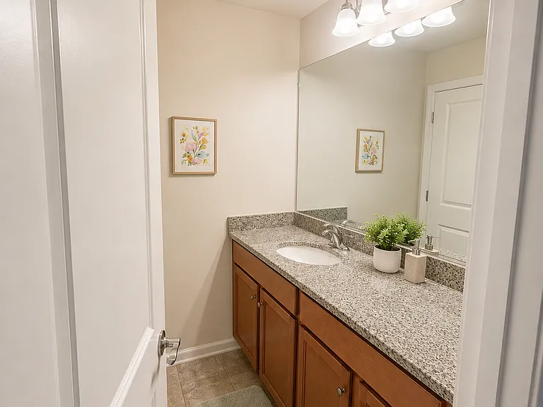 18 Poplar Ln — Photo 11