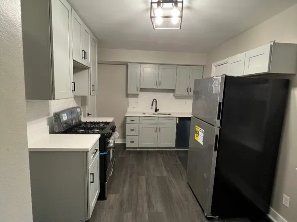 425-427 E Mishawaka Ave #1, Mishawaka, IN 46545