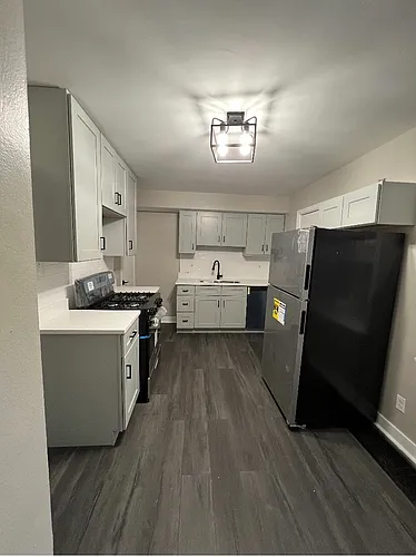 425-427 E Mishawaka Ave #1 Photo 1
