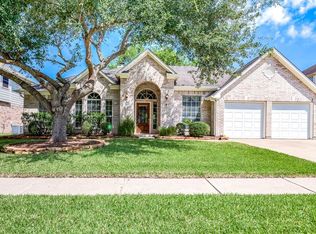 1403 Silver Maple Ln, Pearland, TX 77581