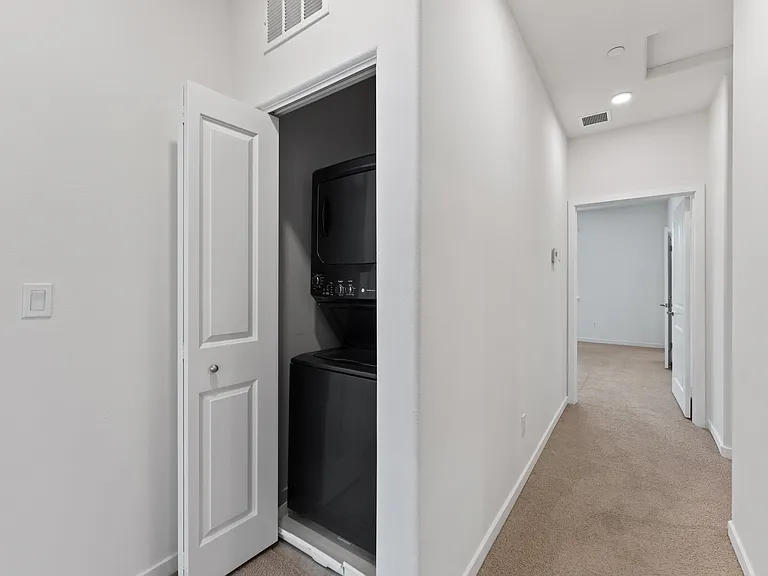 11011 Skyglow Dr — Photo 27