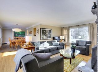 16218 Holdridge Rd W, Wayzata, MN 55391