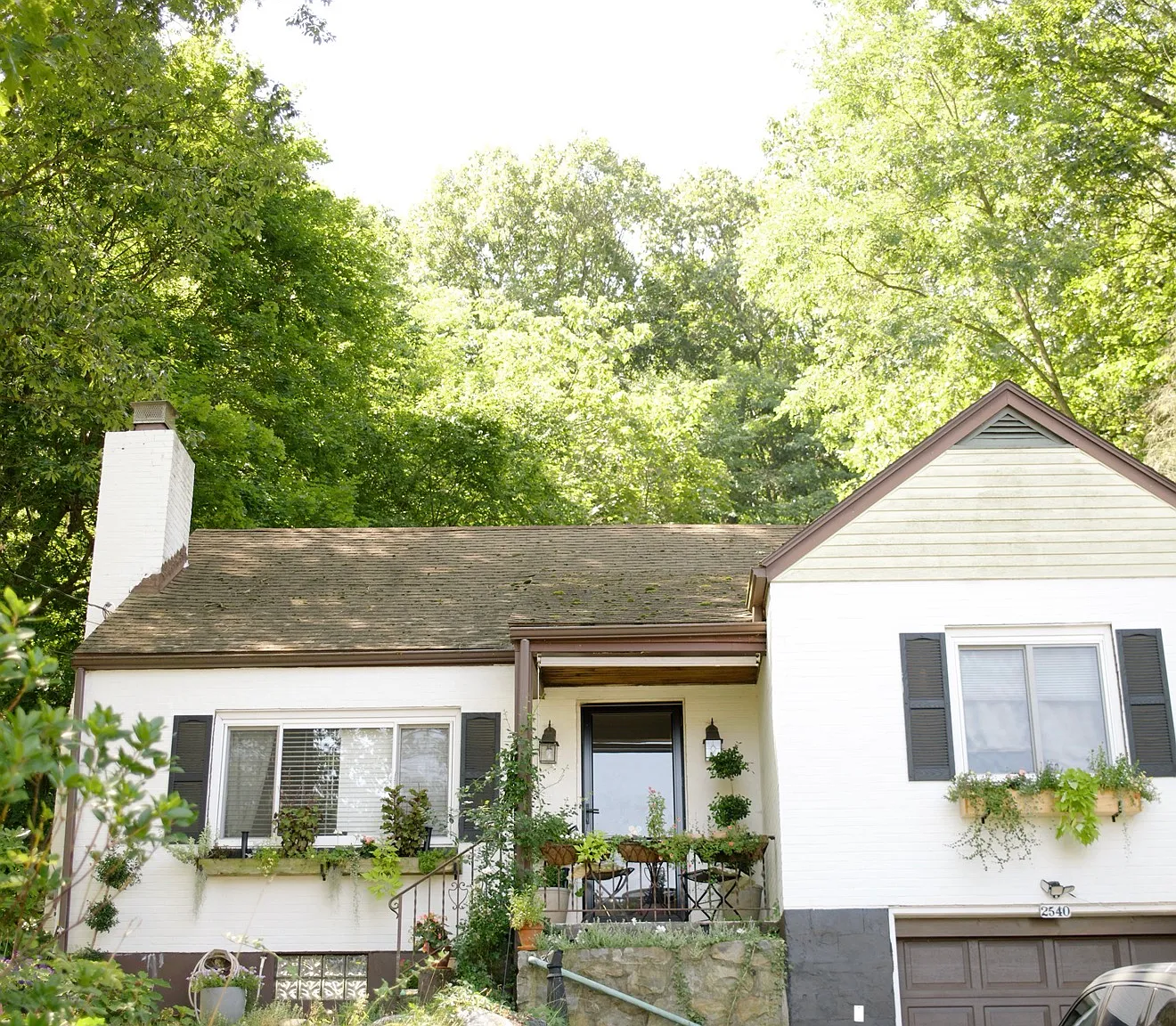 4 bed, 1876 sqft, $2,200 — Photo 2