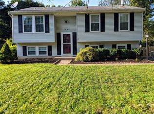 1694 Gemini Dr, Sykesville, MD 21784