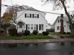 44 Hatfield St, Pawtucket, RI 02861