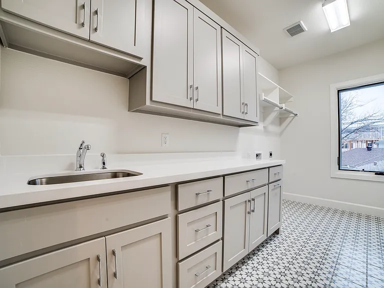 4403 Glenwick Ln — Photo 25
