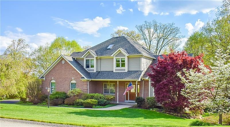 Welcome HOME to 1011 Faulkner Way!