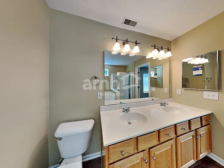 7304 Wethersfield Dr — Photo 11