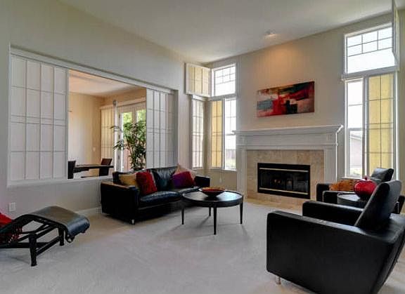 4th image of 121 Regent Dr