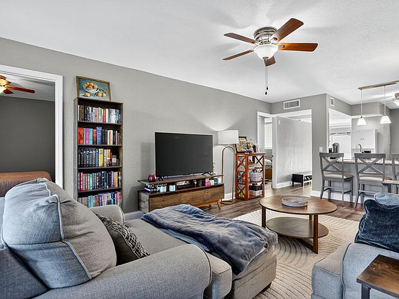 5th image of 9450 Poinciana Place #203