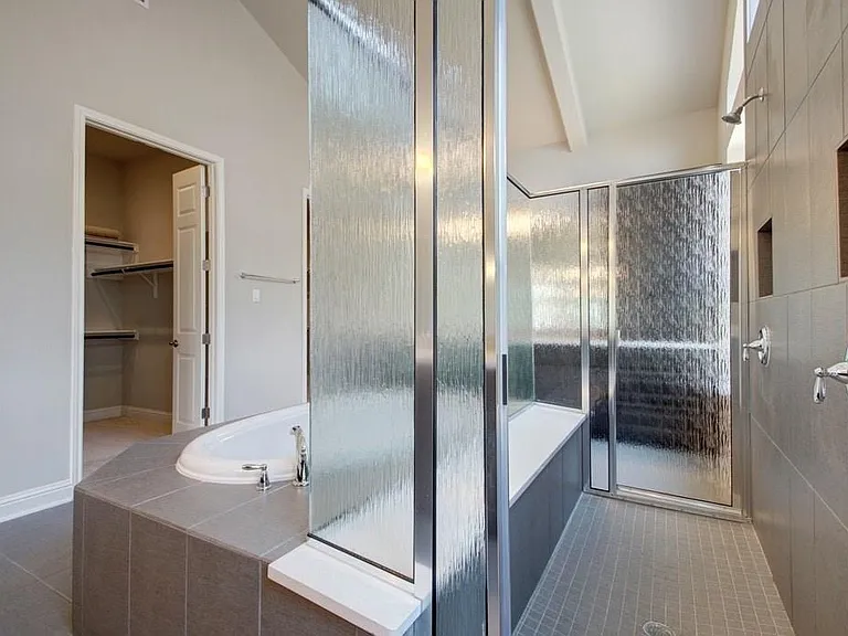 200 Southern Carina Dr — Photo 16