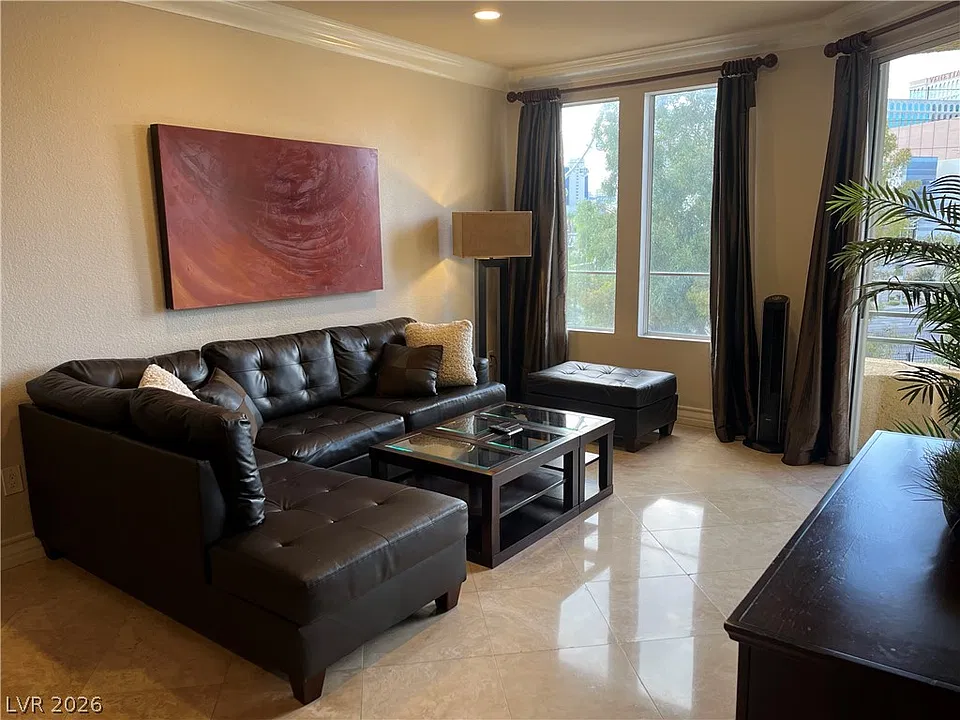 210 E Flamingo Rd #316
