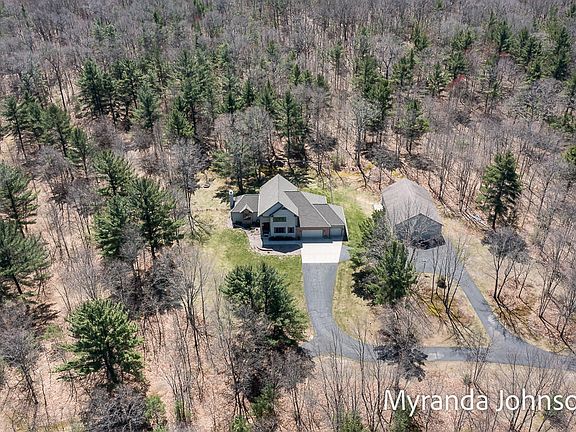 2nd image of 5045 Andrea Dr