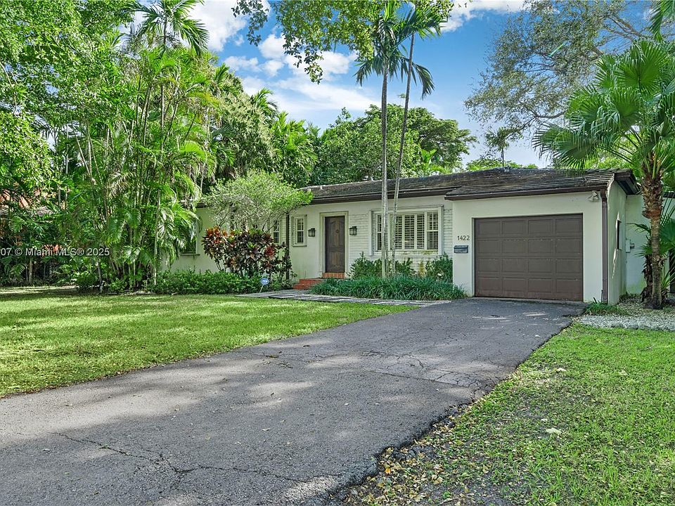 1st image of 1422 Mendavia Ave