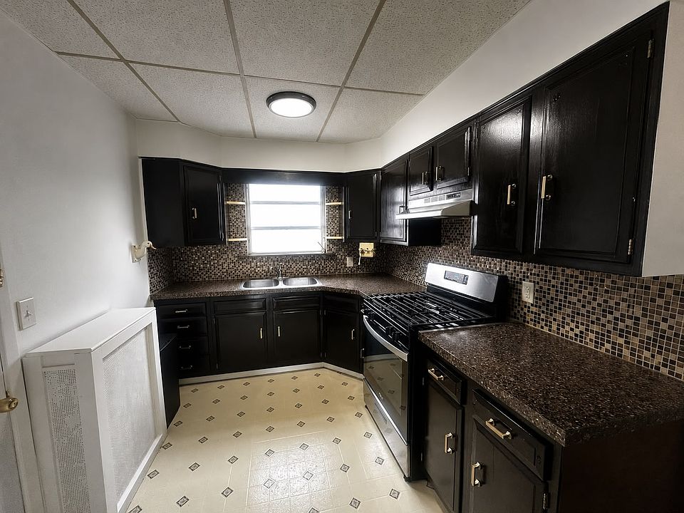 1st image of 1155 Atwood Rd #1
