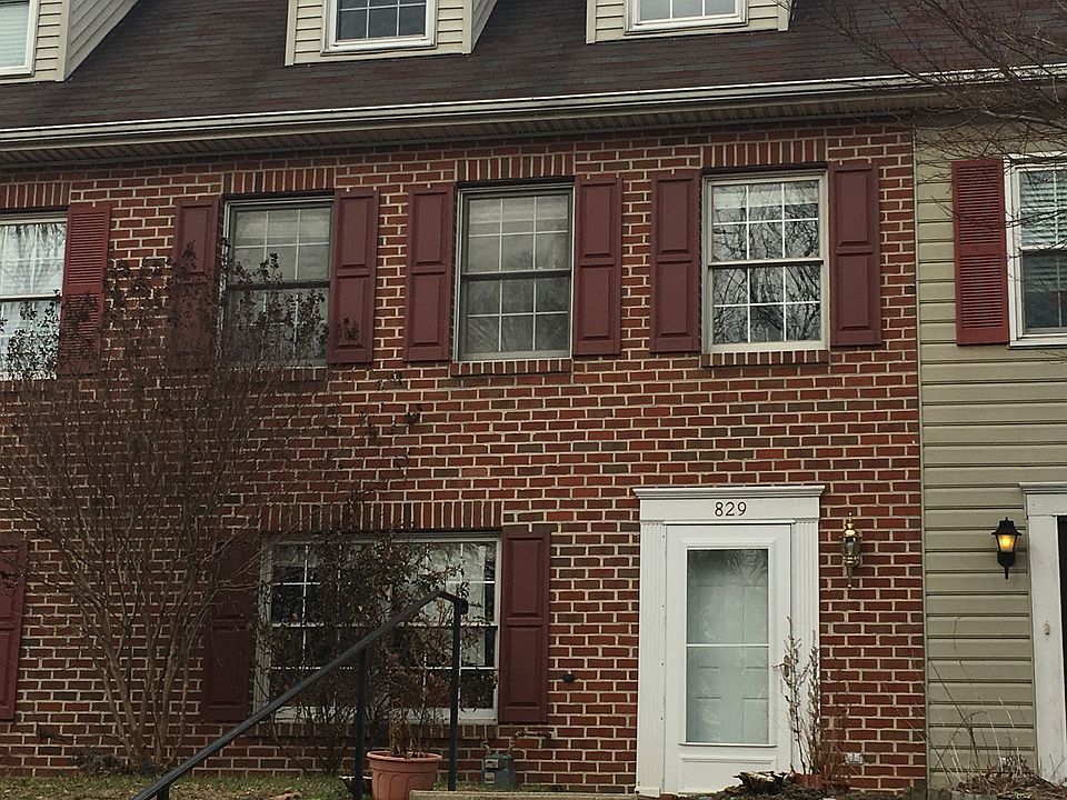 Front of townhouse