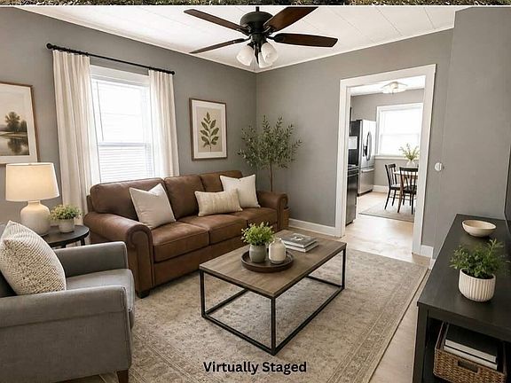 4th image of 2724 College Ave