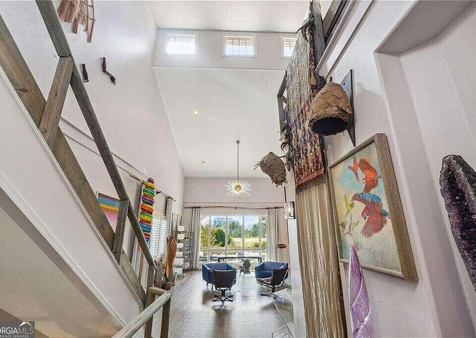 1st image of 1264 Park Vista Dr NE