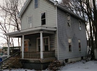 1168 S Cottage St, Meadville, PA 16335
