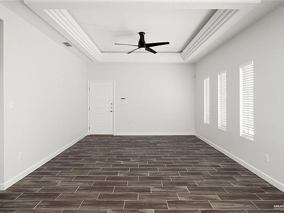 2nd image of 1401 San Vicente Dr #3