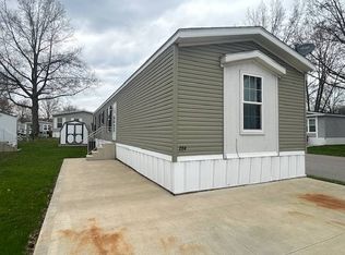 7055 Quarry Rd #284, Amherst, OH 44001