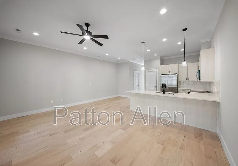 107 Collin Pl #3 — Photo 3