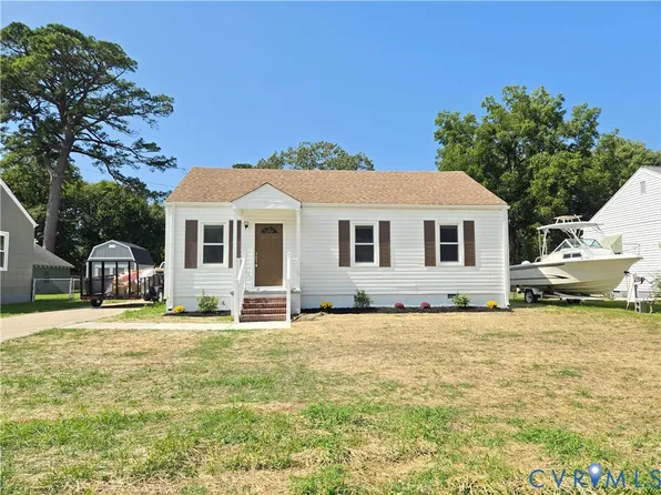 8 Bradley Ave, Portsmouth, VA 23701