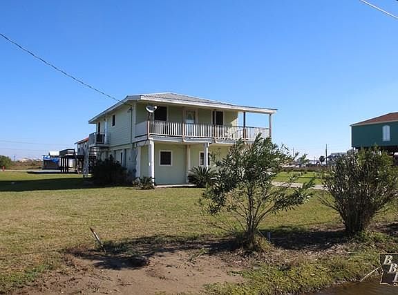 2nd image of 122 Rosethorn Ln