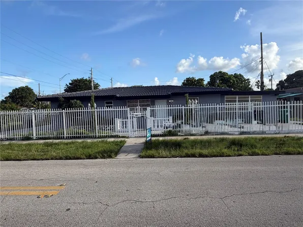 9200 SW 37th St, Miami, FL 33165
