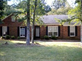 6319 Forest Way Dr, Charlotte, NC 28212