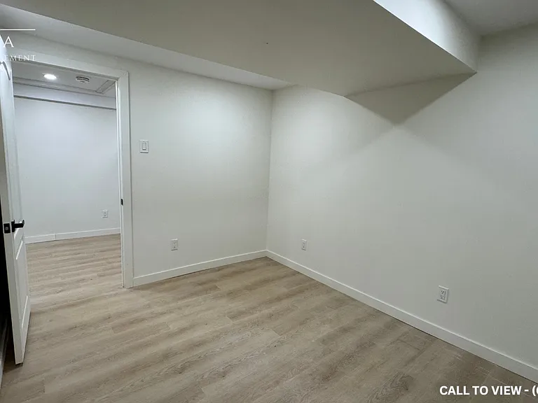 943 Upper Gage Ave #2B — Photo 16