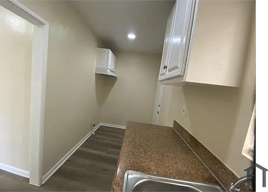 1 bed, $2,407 — Photo 4