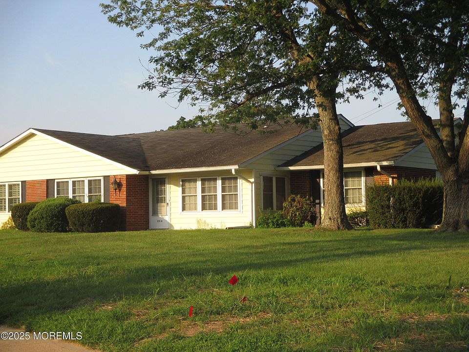 1st image of 350B Dorchester Drive #B