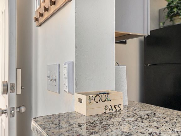 4th image of 2276 Essex Dr APT F