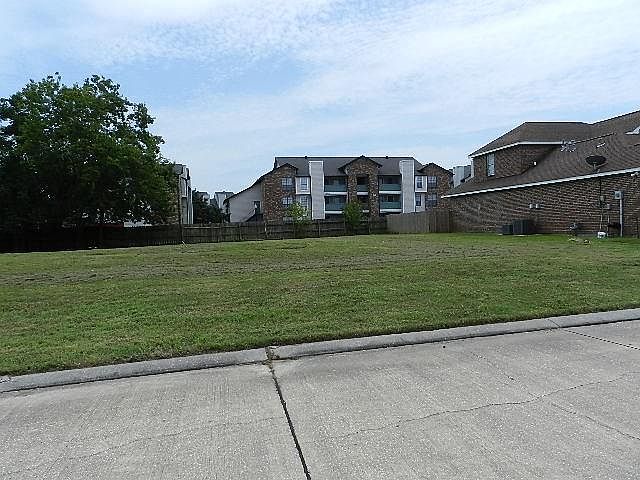 1st image of 12330 Carmel Pl