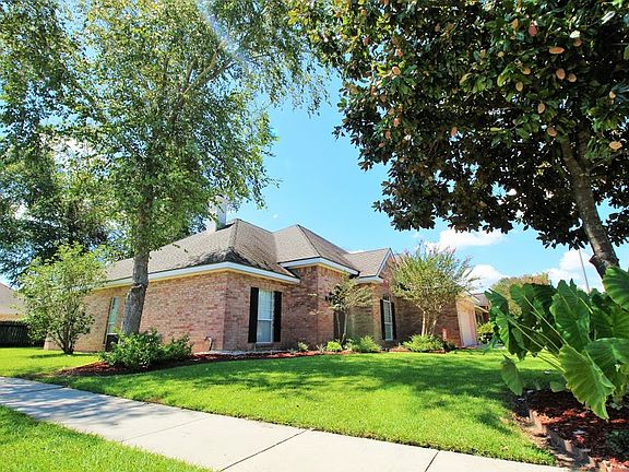 2nd image of 408 Willow Bnd