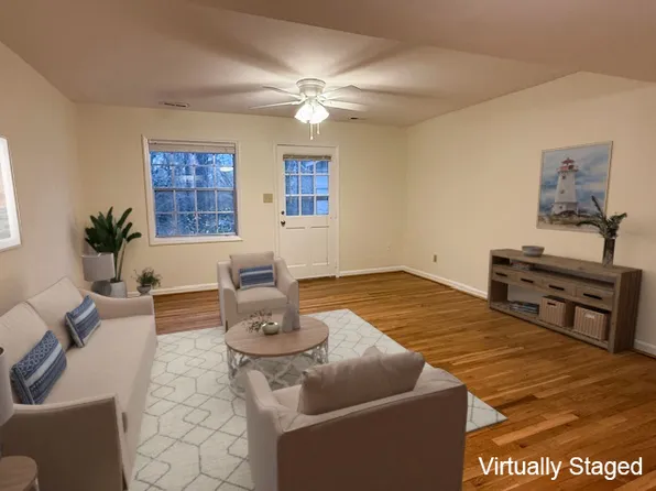 400 Davie Rd APT 26, Carrboro, NC 27510