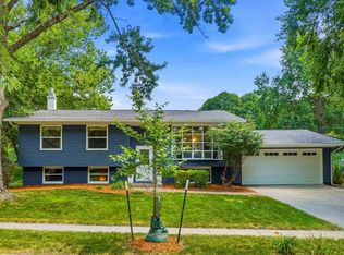 152 N Westminster St, Iowa City, IA 52245