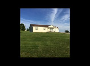 220 Lake View Rd, Ewing, KY 41039